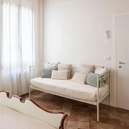 Holiday home Salerosa *